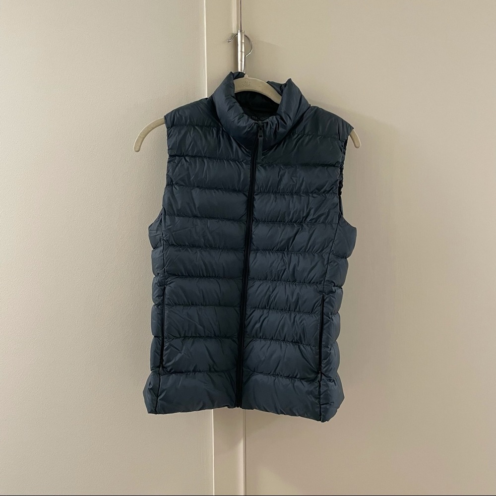 Uniqlo Women Ultra Light Down Vest